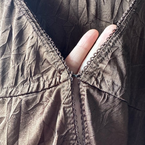 Vintage GUESS Satin Top - Picture 5 of 6